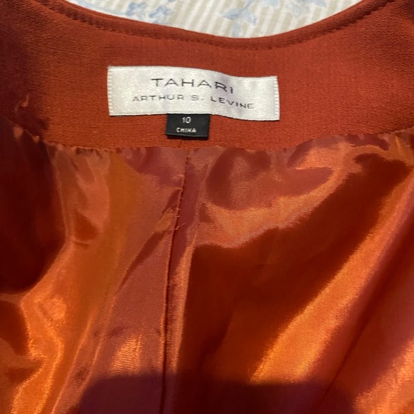 Womens burnt orange Tahari ASL suit jacket - Picture 3 of 3
